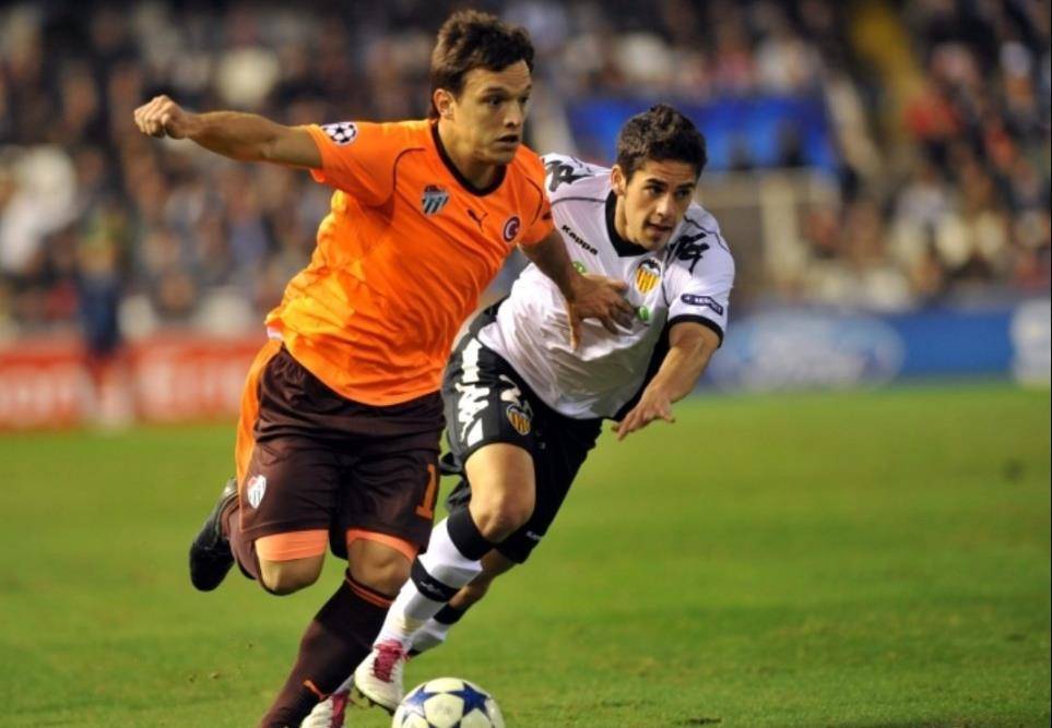 雷速体育- 美国橄榄球联赛突袭者视频 