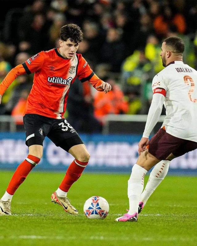 雷速体育-国际比赛日突围战来临，阿斯顿维拉围绕欧超杯防线松动，目标明确，心理建设被强调的简单介绍