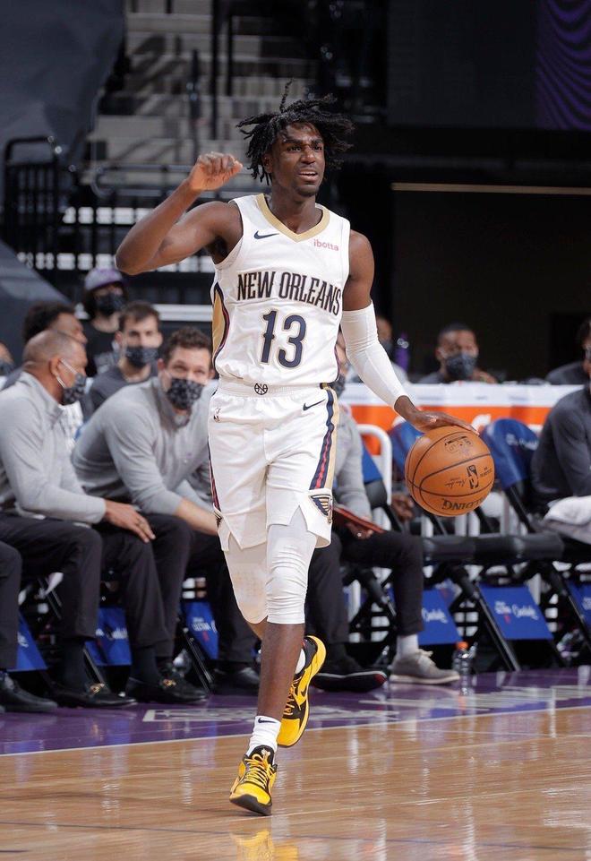 雷速-西亚卡姆在老鹰比赛中败北，问鼎冠军引发热议！的简单介绍