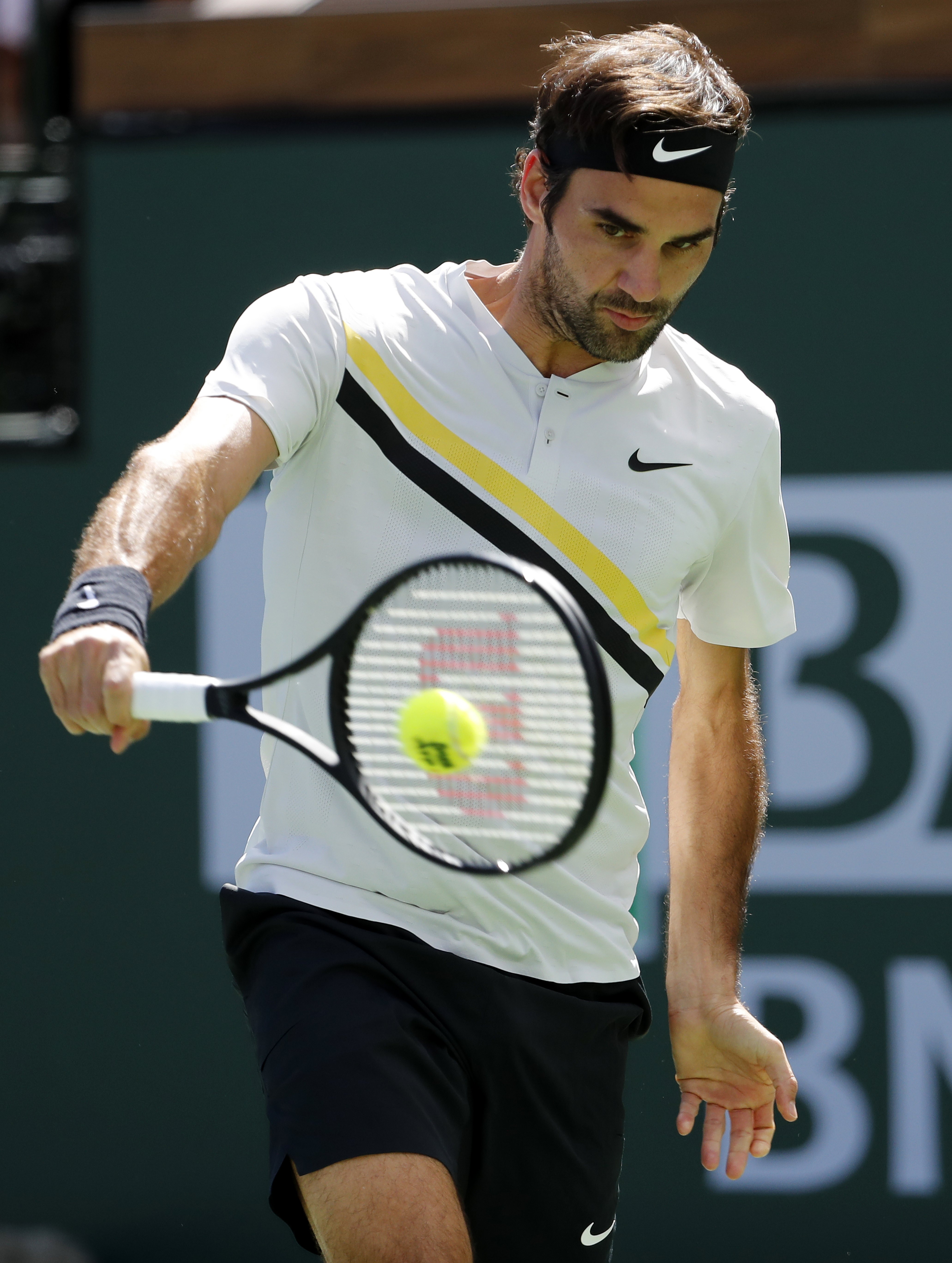 雷速体育-包含费德勒连续十五场比赛得分超过回归赛场，利物浦挑战极限！的词条