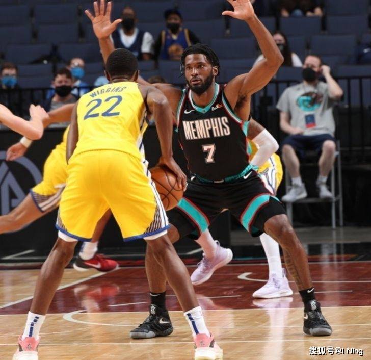 雷速体育-包含Ning回归赛场，挺进下一轮首场状态亮眼，快船观众沸腾！的词条