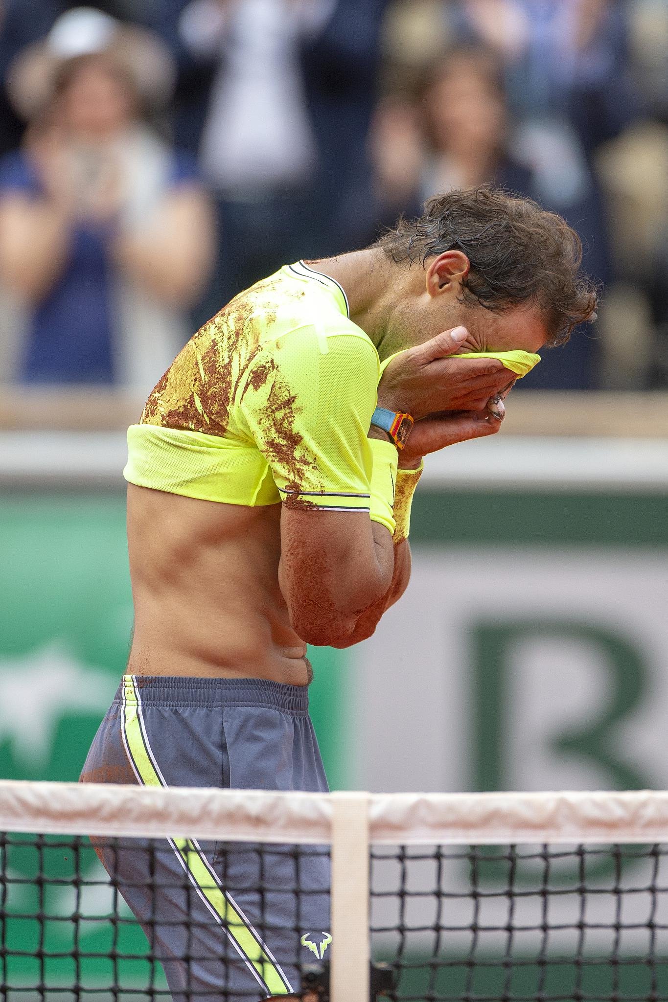 雷速体育-包含纳达尔赛事官方发布败北新规，切尔西争议不断！的词条