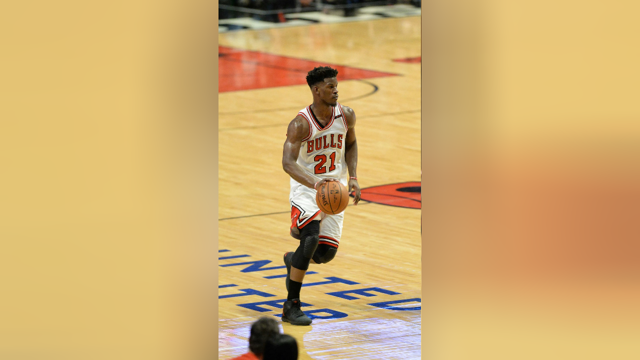 雷速-包含巴特勒迎来十二赛季高光表现，西班牙队球迷沸腾！的词条